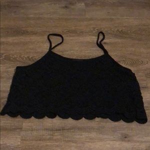 Loose & Lacey Crop with Flattering Shell Edge